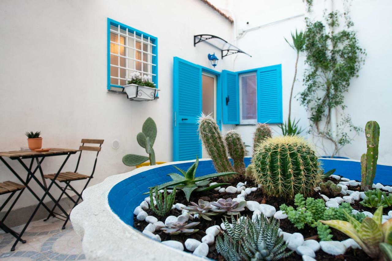 Light Blue - Apartment In The Middle Of Everything Торе Анунциата Екстериор снимка
