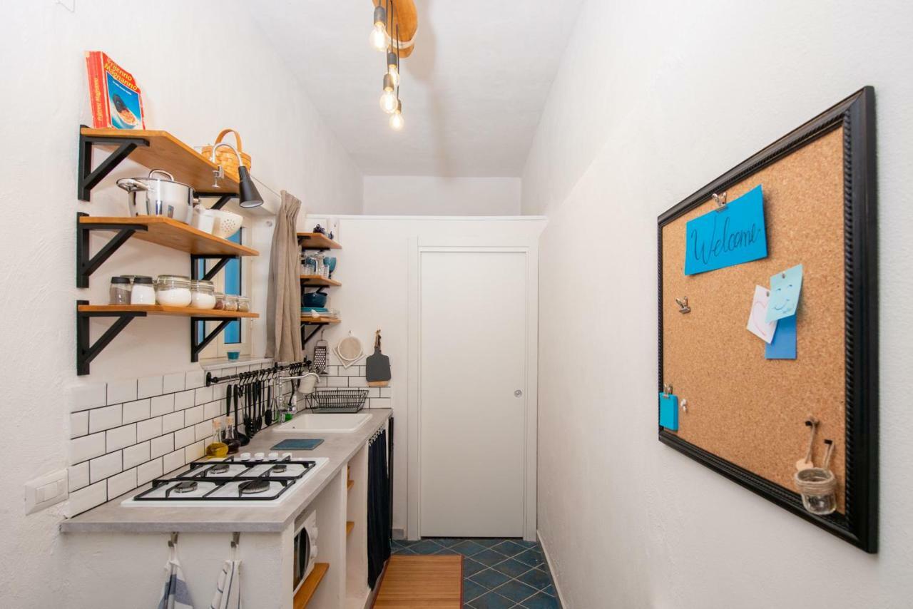 Light Blue - Apartment In The Middle Of Everything Торе Анунциата Екстериор снимка